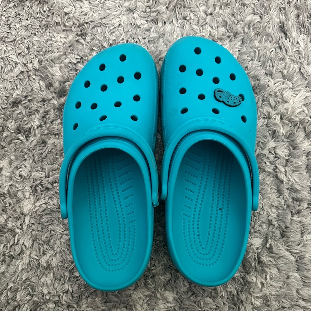 Crocs